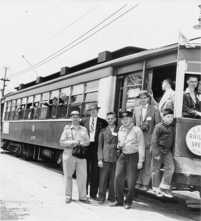 Car #479 on Schreiber. This is the same photograph as one of our earlier shots, but with less cropping. (CTA Historical Collection)