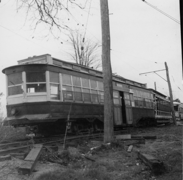 The Seashore Electric Railway Museum in Maine on October 26, 1955. Ex-Boston Elevated "drop center" car 6270 is at the front, while LVT 1030 brings up the rear. (Author's collection)