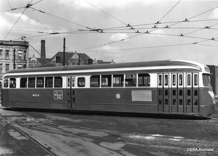 "Blinker" doors on Chicago "L" cars were influenced by their earlier use on PCC streetcars.