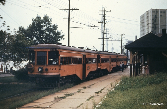 IT 101 and train at Alton in 1949. (Photographer unknown - CERA Archives)
