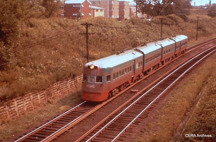 An Electroliner "at speed" in the Evanston open cut. (CERA Archives)