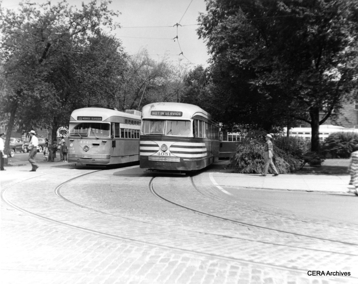 Post-war PCC 4140 and pre-war car 4051 at the Madison-Austin loop in July 1951. (CERA Archives)