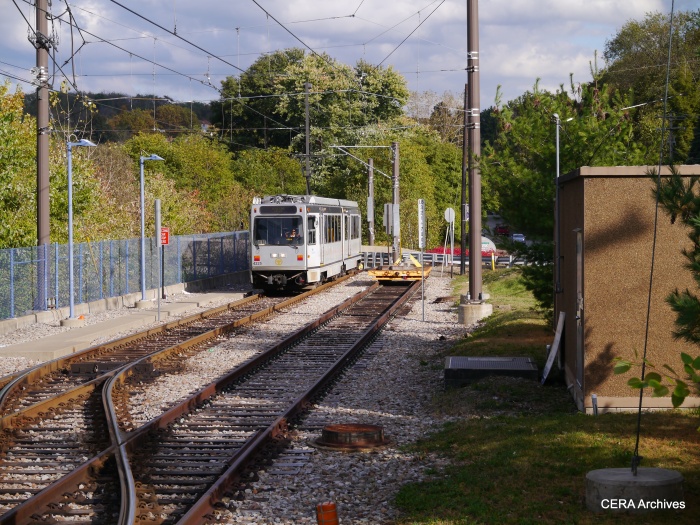 PAT 4225 turning back at the end of the line at the Library station, on October 5, 2014.